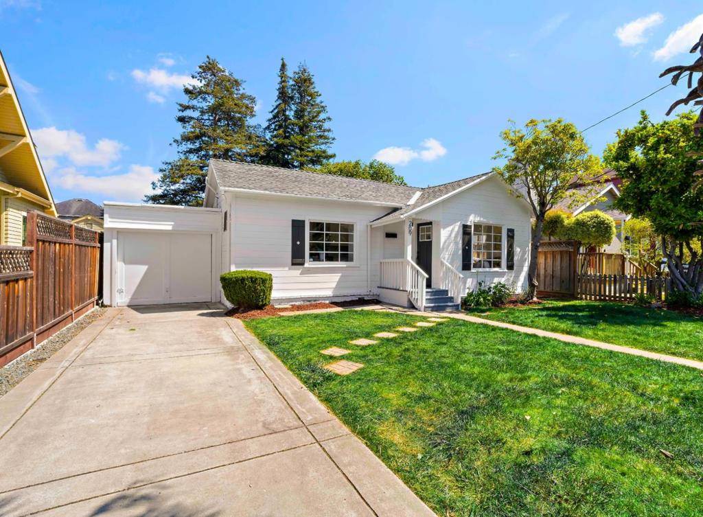 Burlingame, CA 94010,209 Bayswater AVE