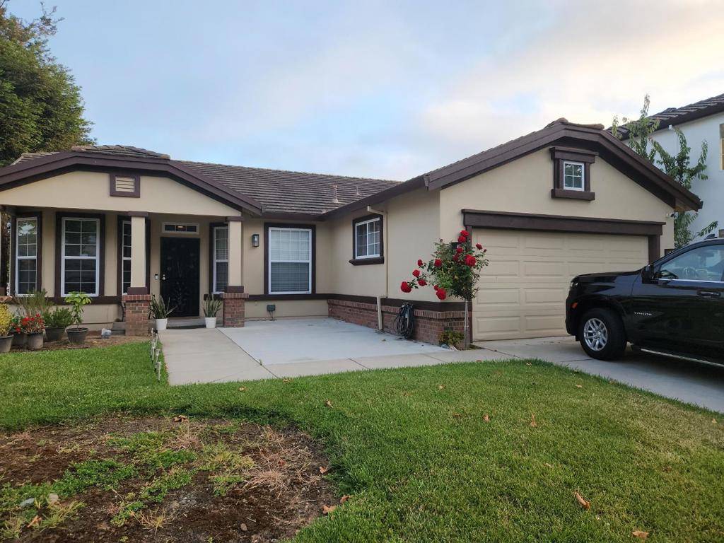 Salinas, CA 93906,1875 Lancashire DR