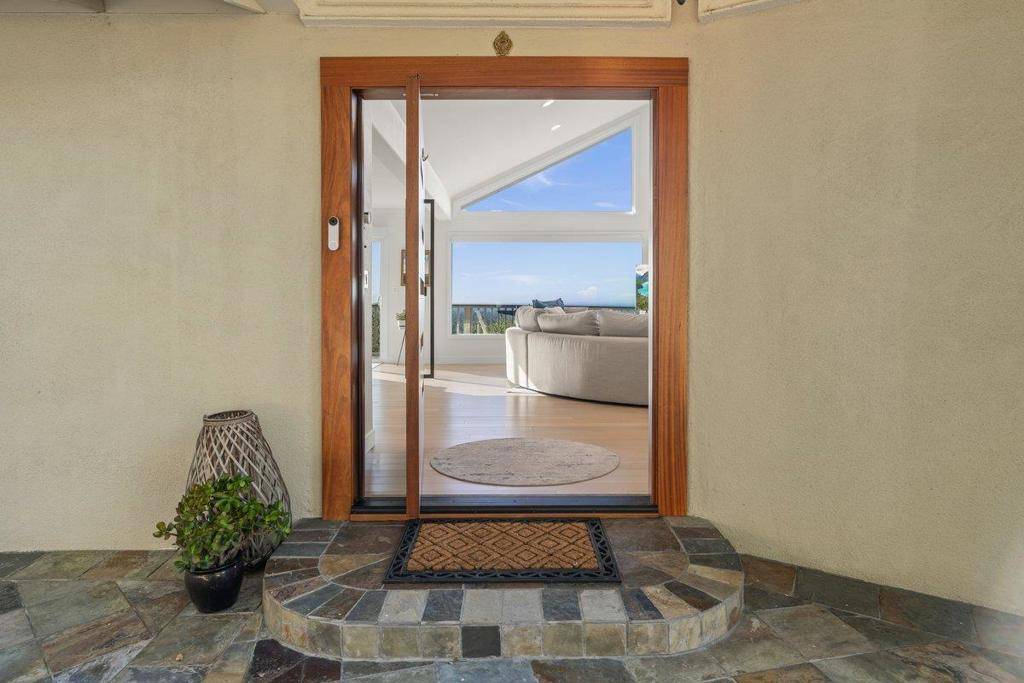Los Gatos, CA 95032,136 Teresita WAY