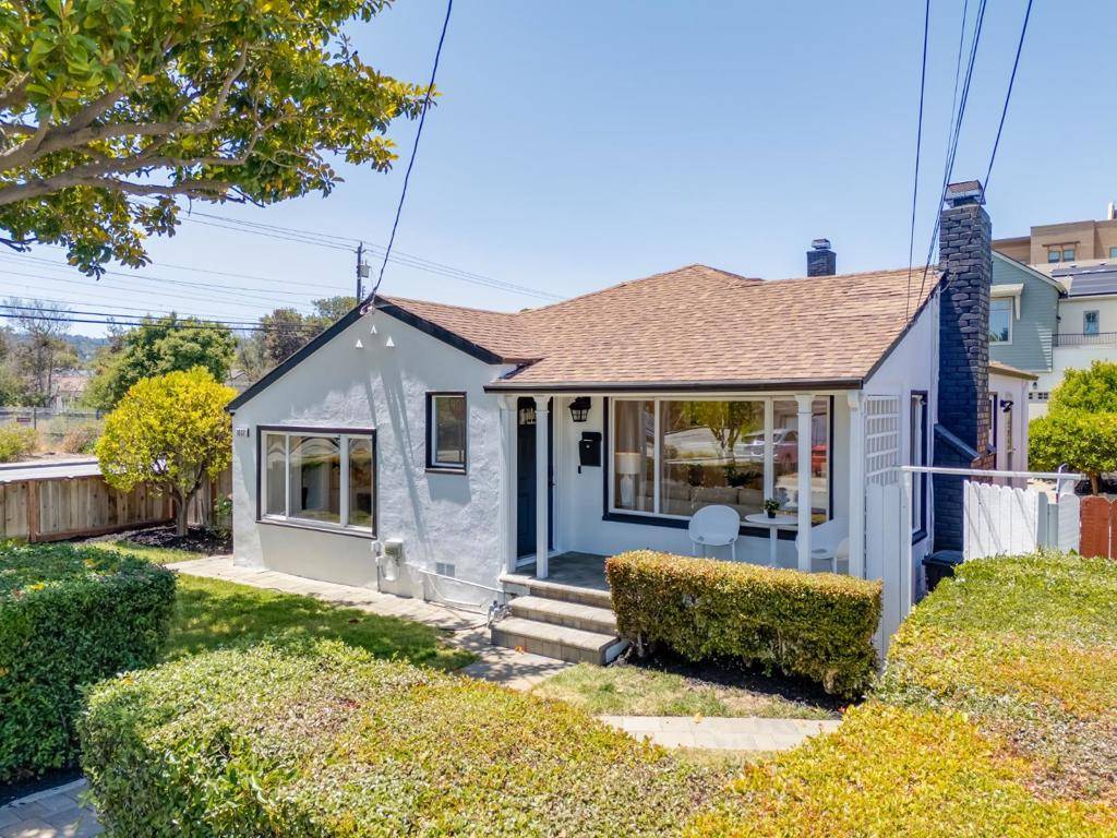 Burlingame, CA 94010,1032 Toyon DR