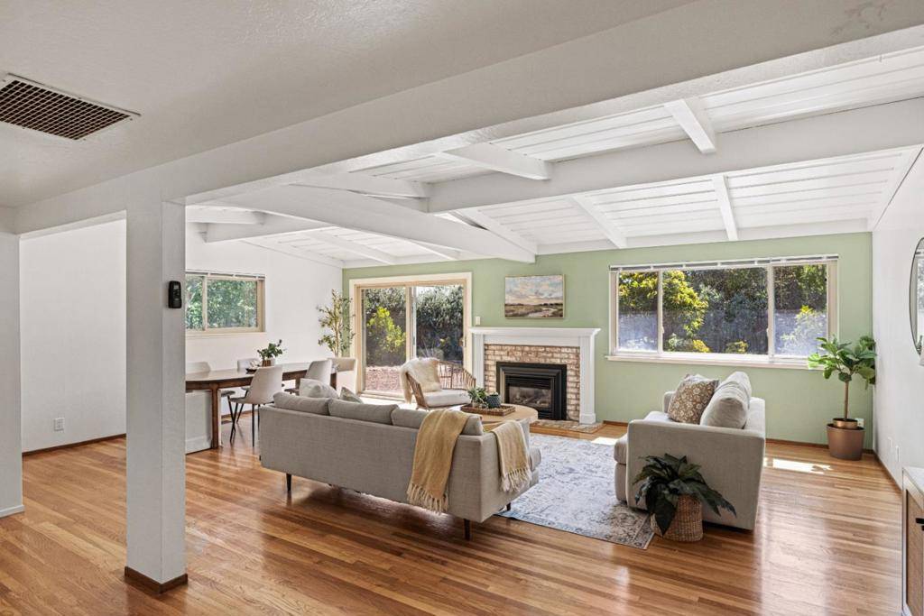 Santa Cruz, CA 95060,103 Calvin PL