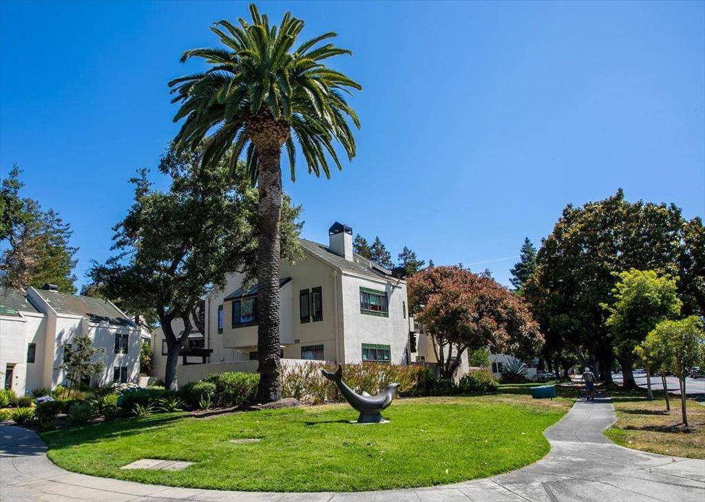 Mountain View, CA 94041,181 Centre ST #25