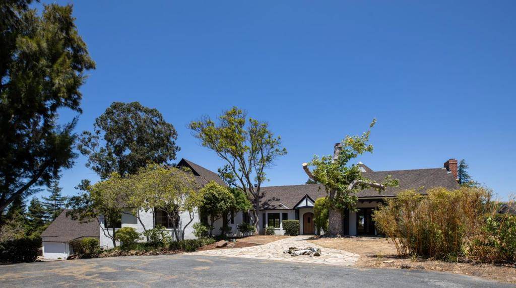 Los Altos Hills, CA 94022,13888 Fremont Pines LN