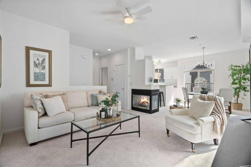 Hayward, CA 94544,25118 Angelina LN #20