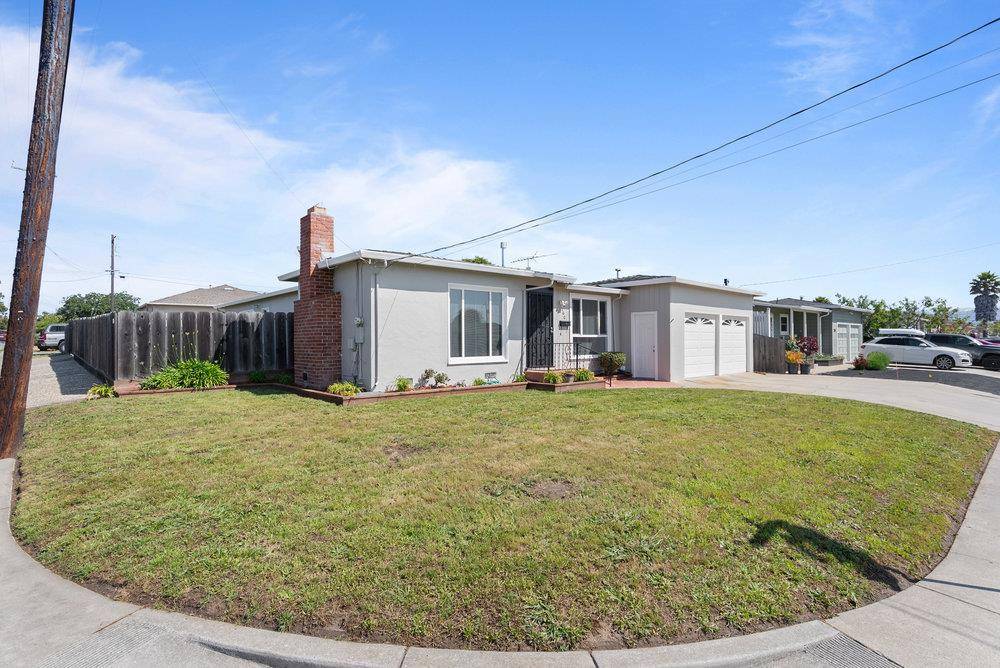 Watsonville, CA 95076,160 Napa ST
