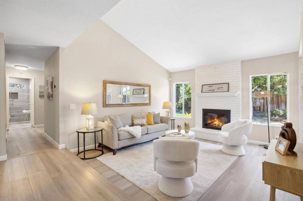 San Jose, CA 95111,5268 Pebbletree WAY