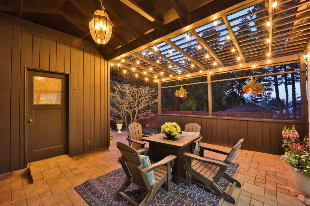 San Mateo, CA 94403,500 La Casa AVE