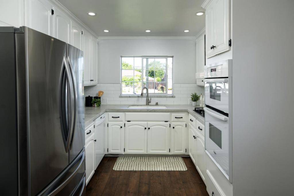 San Carlos, CA 94070,1949 Brittan AVE