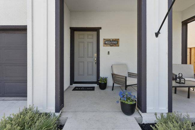 Gilroy, CA 95020,9182 Wickham CT