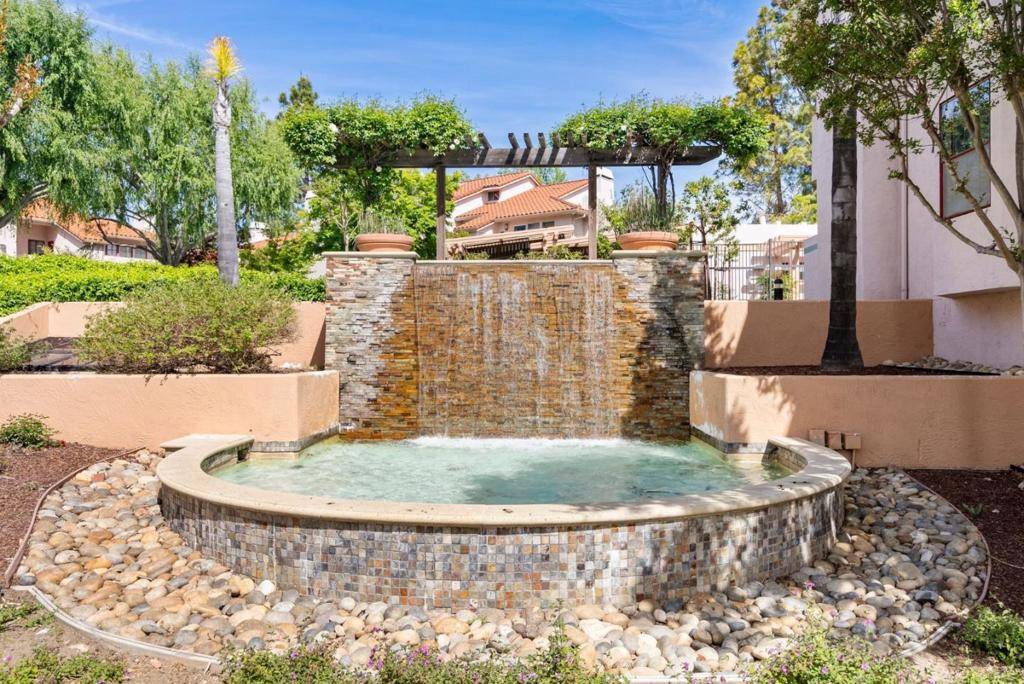 Cupertino, CA 95014,10227 Nile DR