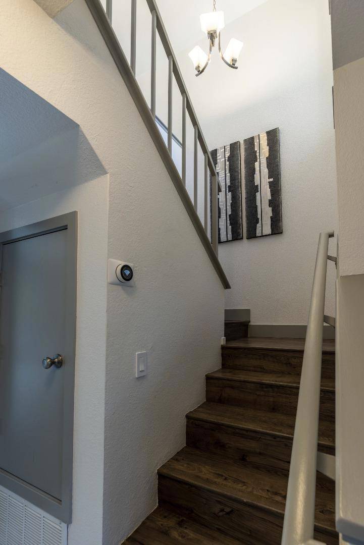 Pacifica, CA 94044,991 Fassler AVE