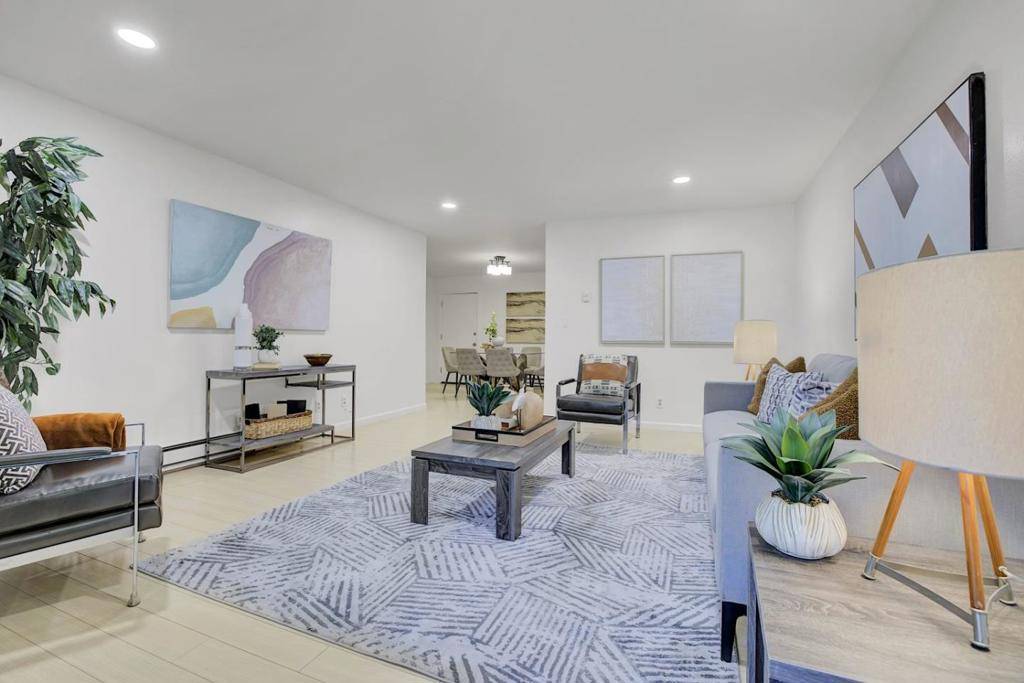 Mountain View, CA 94040,1031 Crestview DR #109