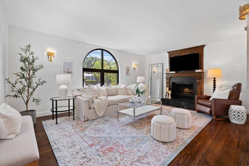 San Carlos, CA 94070,24 Sunnydale AVE