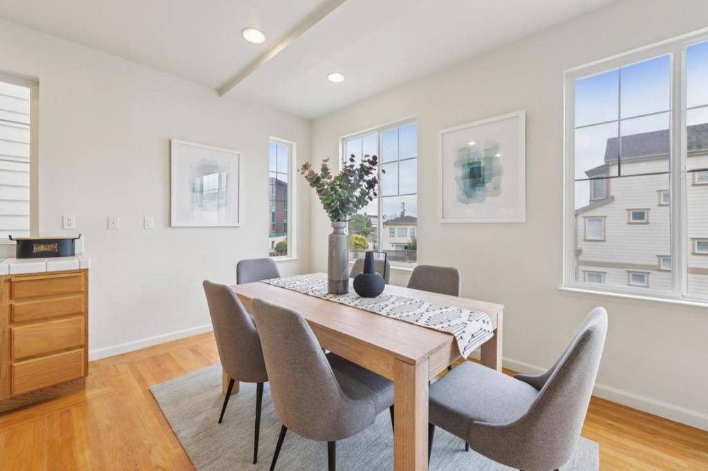 South San Francisco, CA 94080,158 Oak AVE
