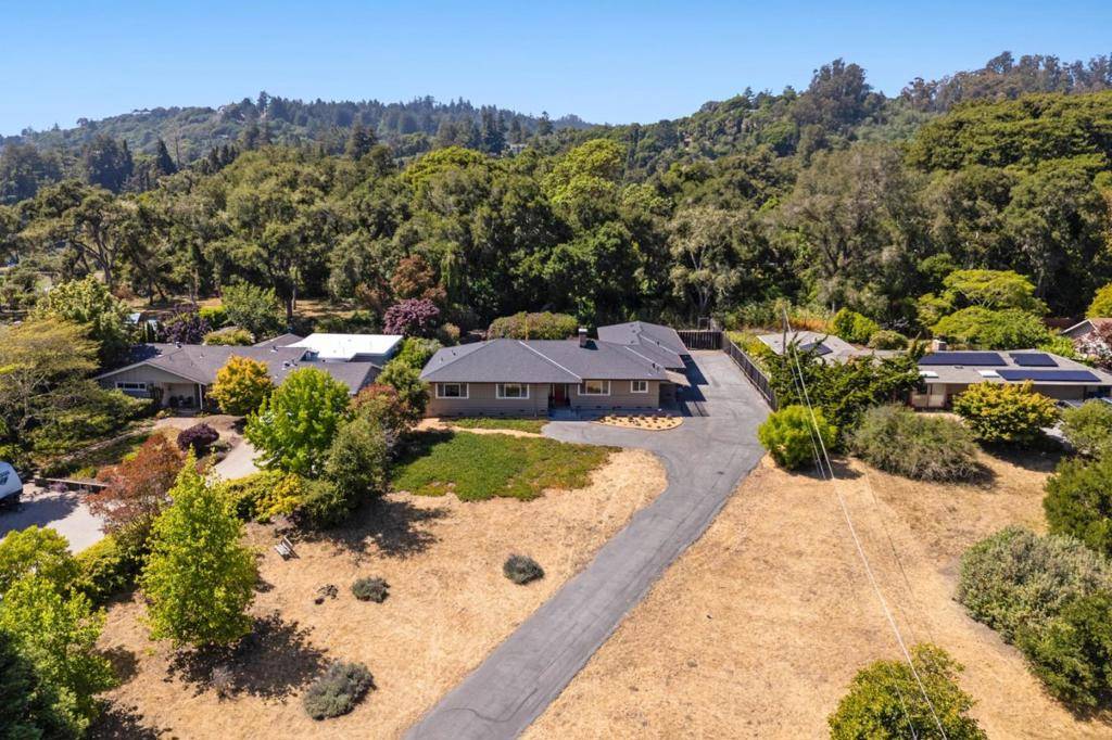 Aptos, CA 95003,2071 Huntington DR