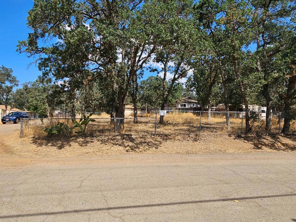 Clearlake, CA 95422,16372 32nd AVE