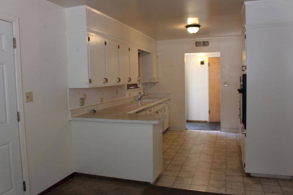 Seacliff, CA 95003,930 Pine Tree LN