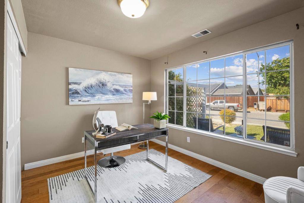 Morgan Hill, CA 95037,17437 Calle Del Sol