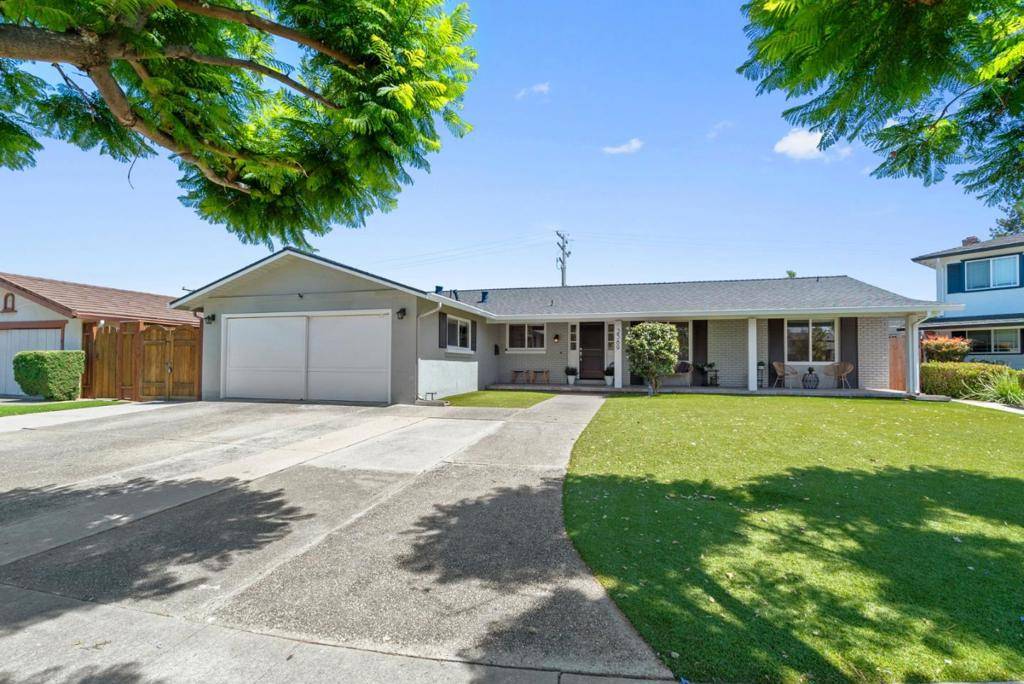San Jose, CA 95124,2369 Walden SQ