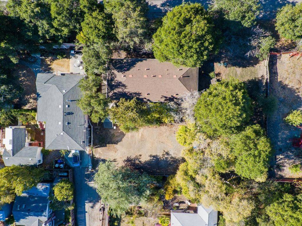 Santa Cruz, CA 95060,118122 Beulah CT