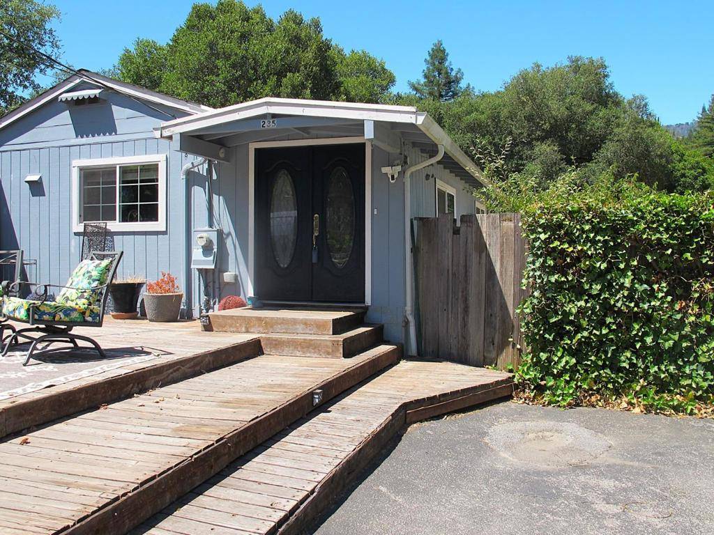 Boulder Creek, CA 95006,235 Apple Knoll DR
