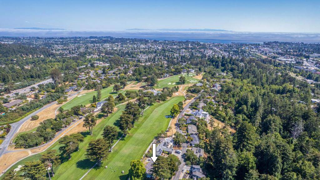 Santa Cruz, CA 95060,69 Hollins DR