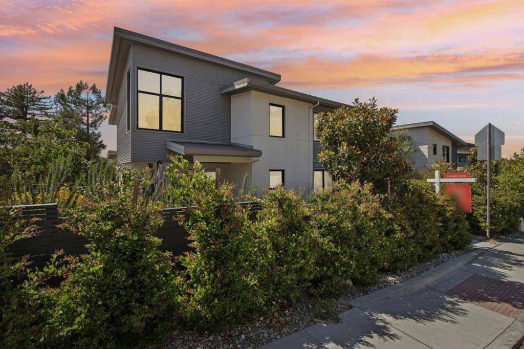 San Carlos, CA 94070,90 Gateway CT