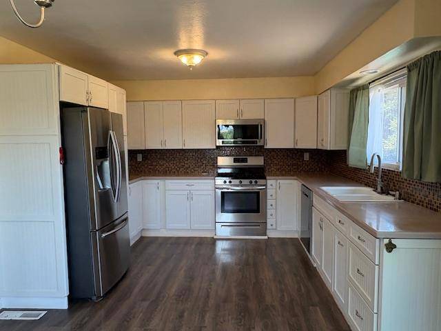 Salinas, CA 93907,9769 Borromeo DR