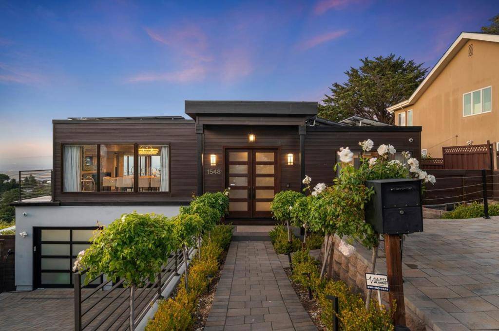 Burlingame, CA 94010,1548 Los Montes DR