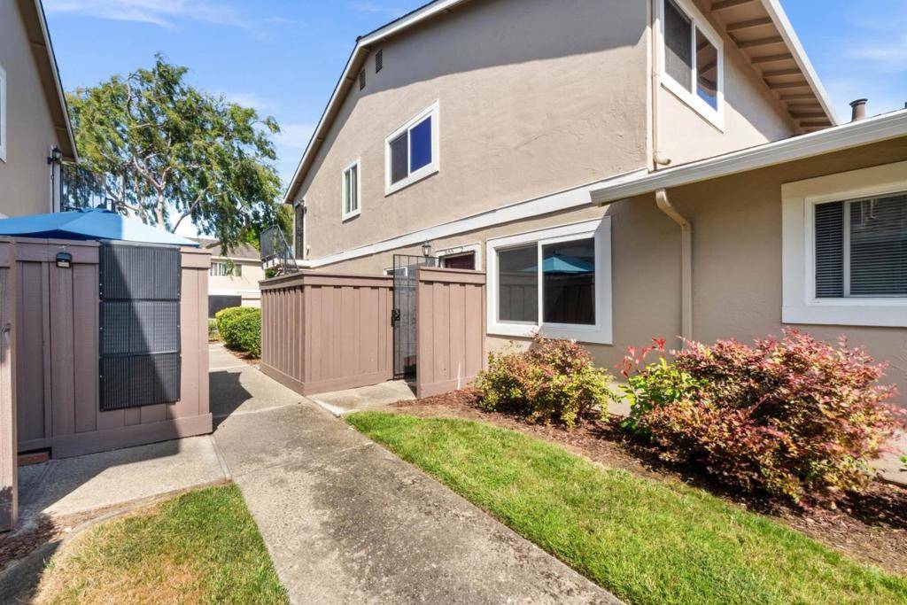 Milpitas, CA 95035,366 San Petra CT #2