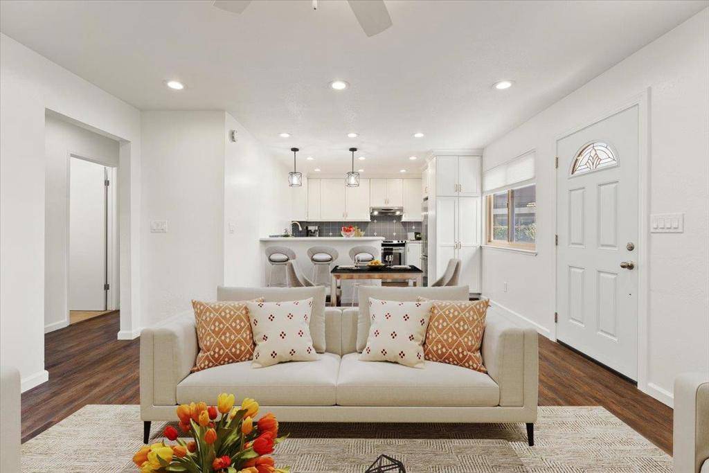 Capitola, CA 95010,1420 Ruby Court #1