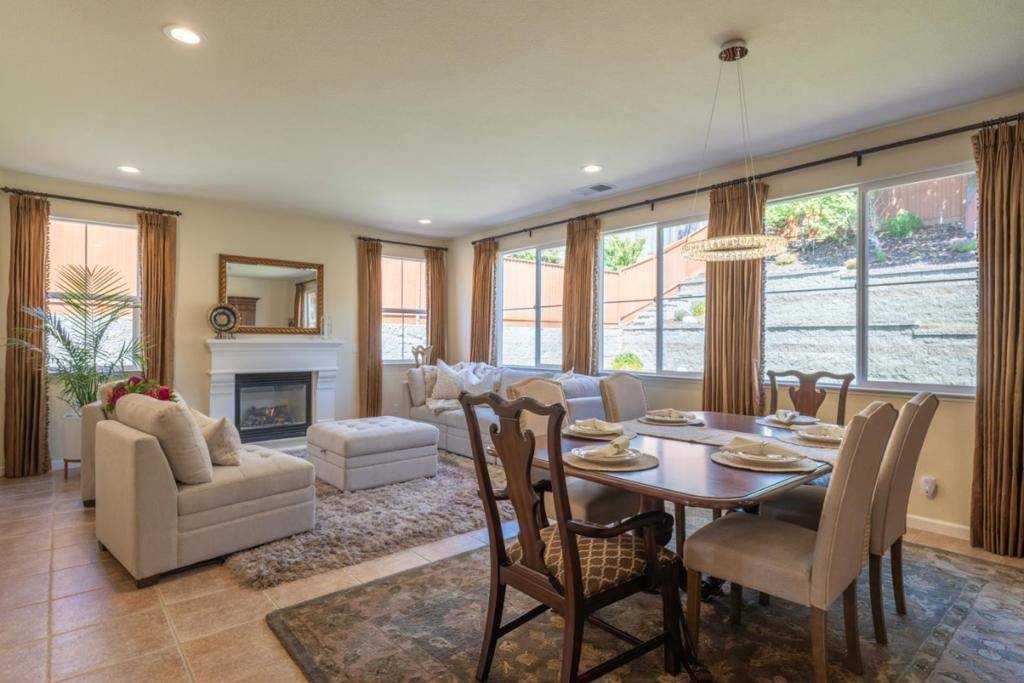 Seaside, CA 93955,5043 Sunset Vista DR