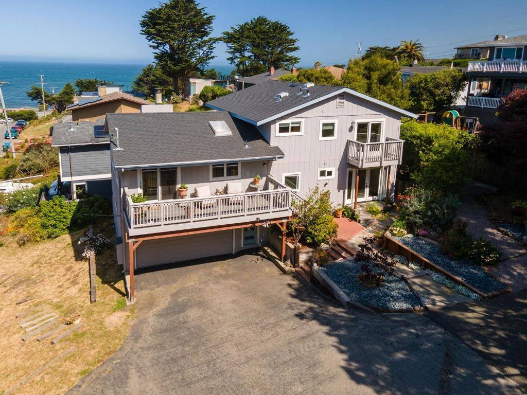 Montara, CA 94037,397 14th ST