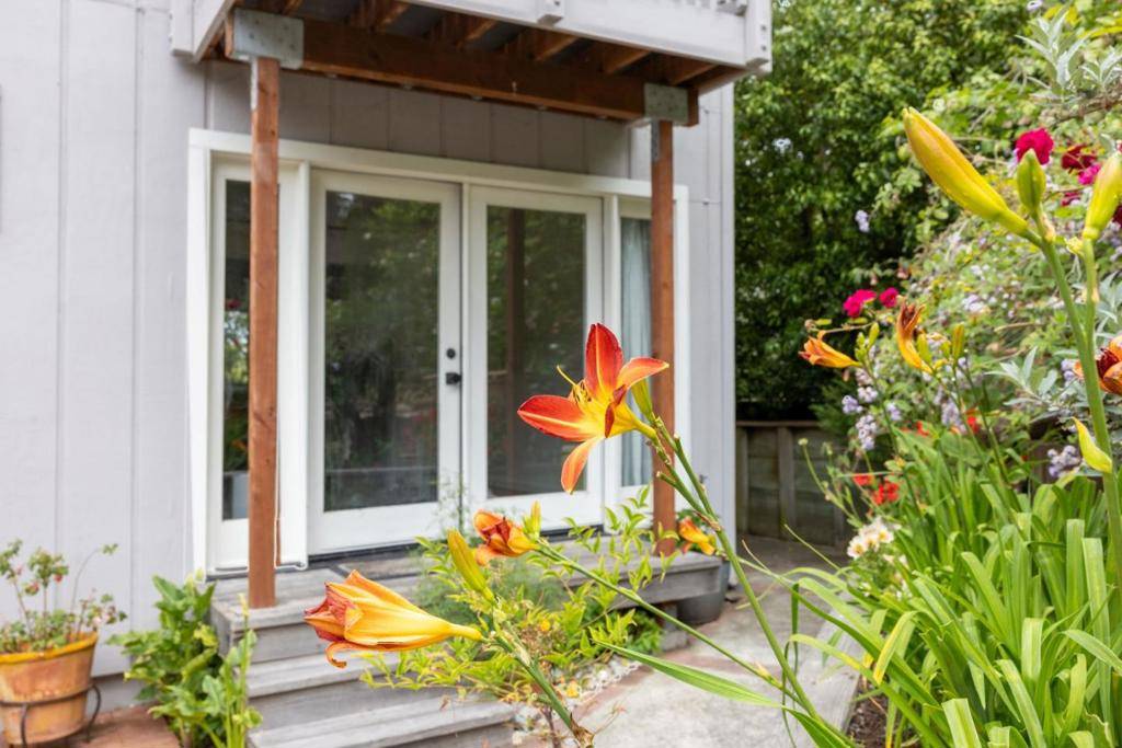 Montara, CA 94037,397 14th ST