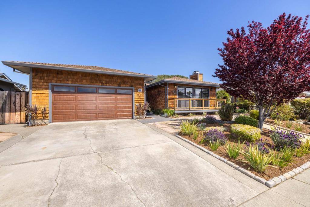 Redwood City, CA 94065,515 Lanyard DR