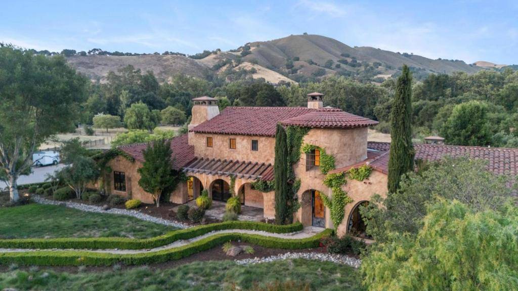 Gilroy, CA 95020,12220 Heritage WAY