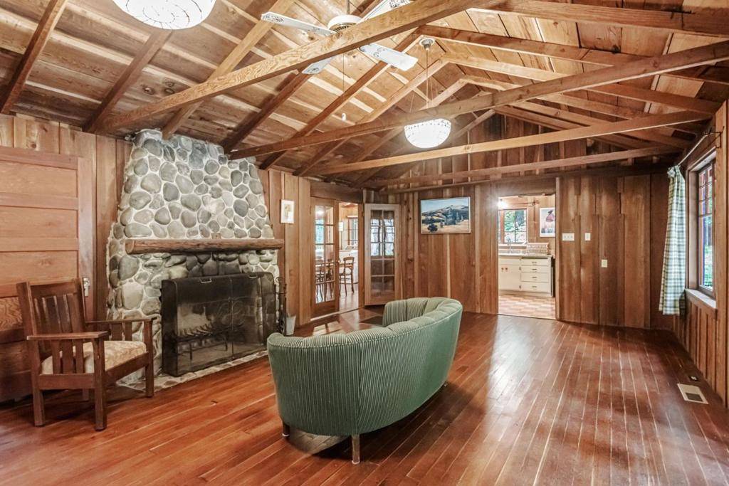 Pescadero, CA 94060,855 Dearborn Park RD