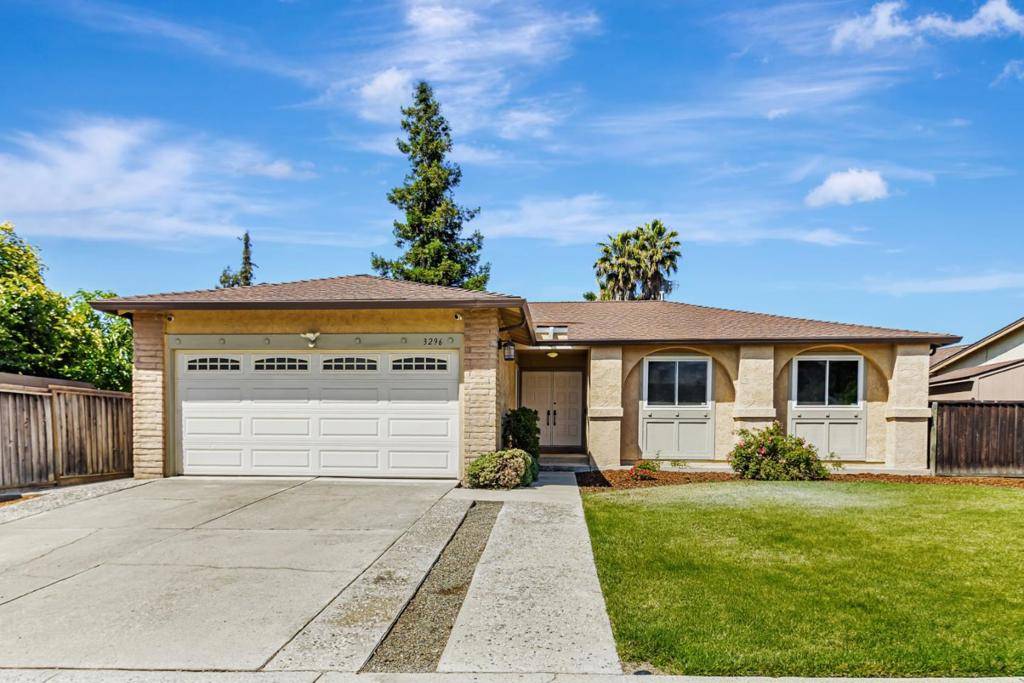 San Jose, CA 95148,3296 Flintdale DR