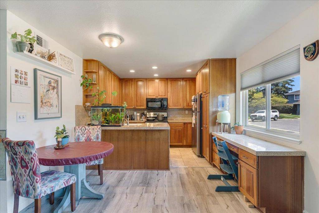 Capitola, CA 95010,1415 Ruby CT #1