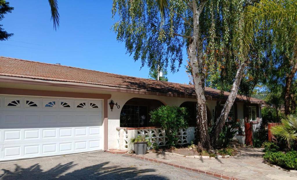 Scotts Valley, CA 95066,40 Cathy LN