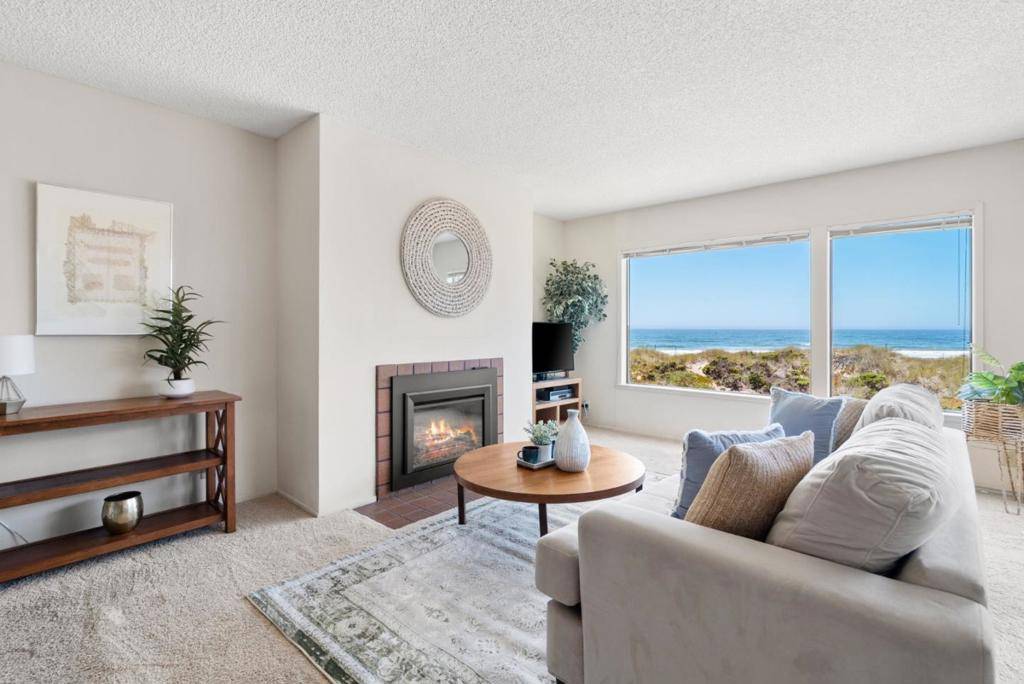 Watsonville, CA 95076,101 Shell DR #227