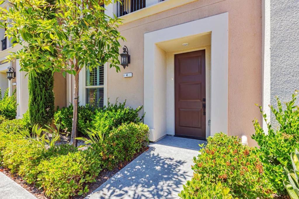 Sunnyvale, CA 94085,1040 Darwin TER #4