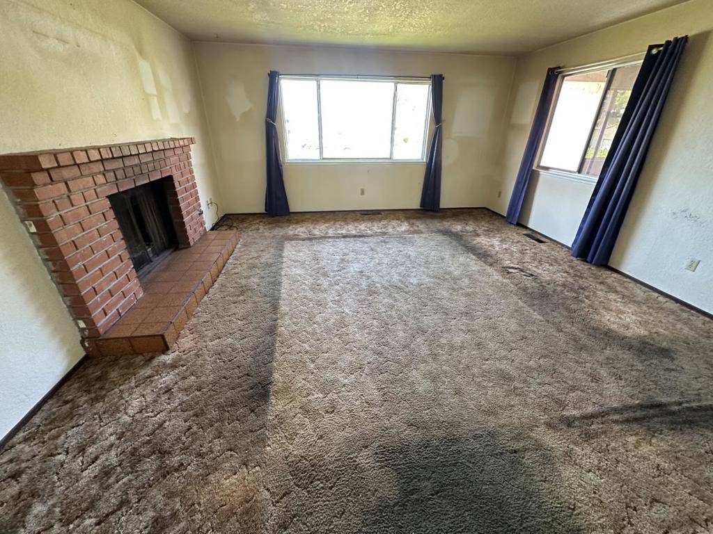Salinas, CA 93905,840 N Madeira AVE