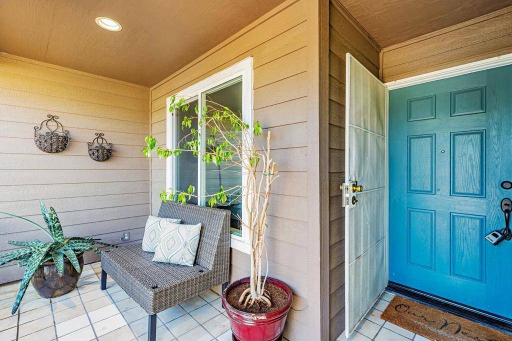 Hollister, CA 95023,1531 Brighton DR