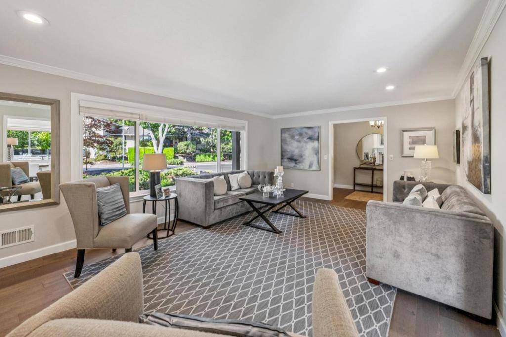Los Gatos, CA 95032,139 Old Orchard DR