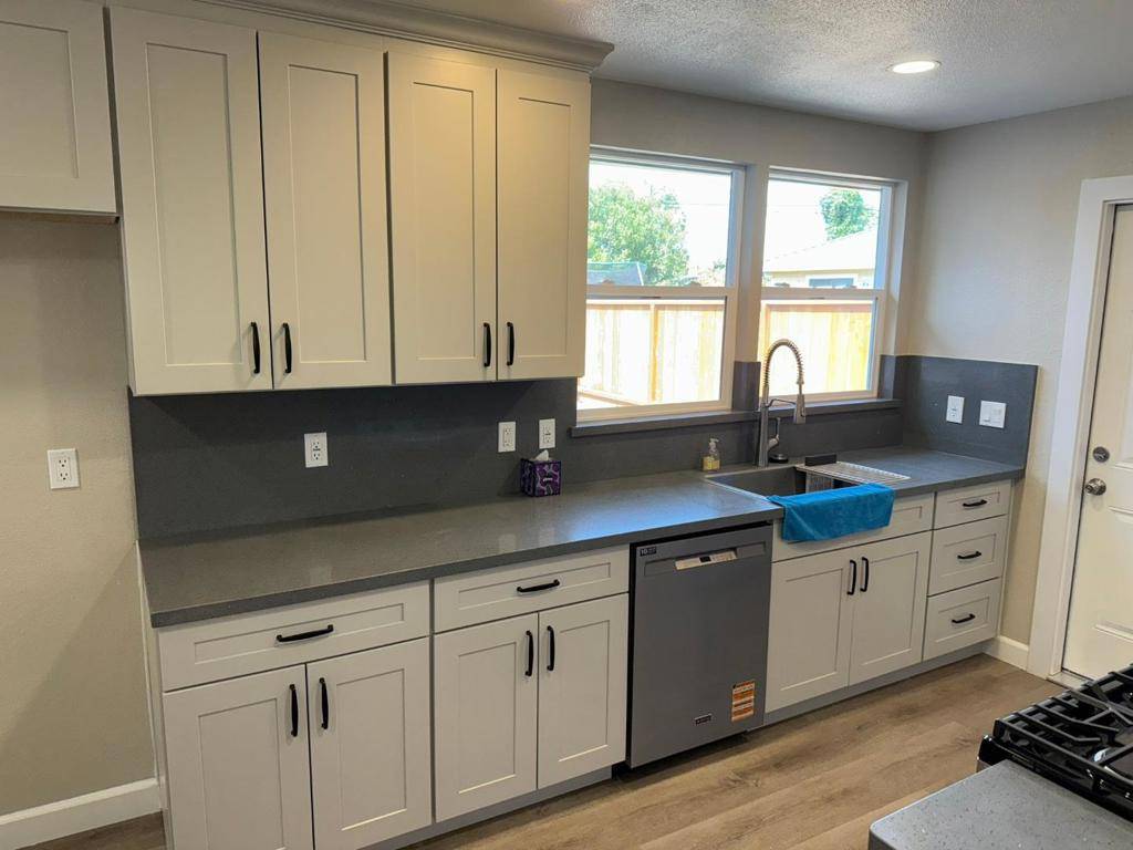 Salinas, CA 93906,364 Sequoia ST