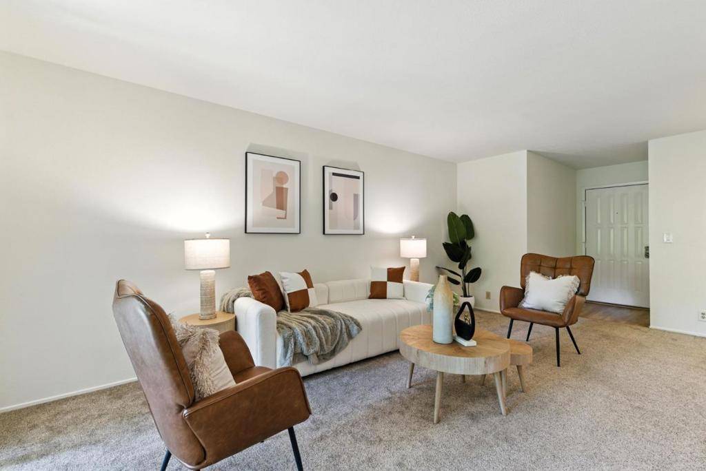 Sunnyvale, CA 94086,1001 E Evelyn TER #110