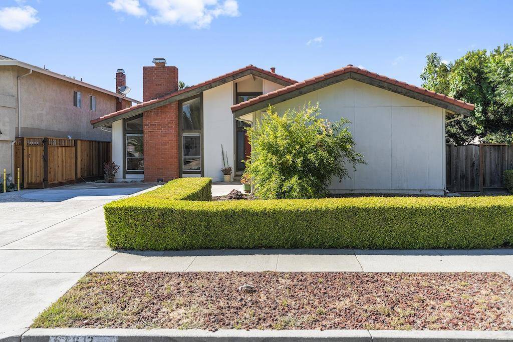 San Jose, CA 95132,1612 Peachwood DR