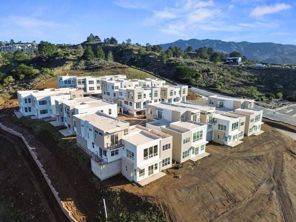 Pacifica, CA 94044,831 Fassler AVE