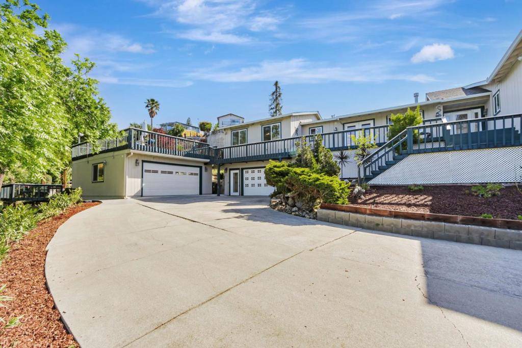 San Jose, CA 95132,3449 Suncrest AVE